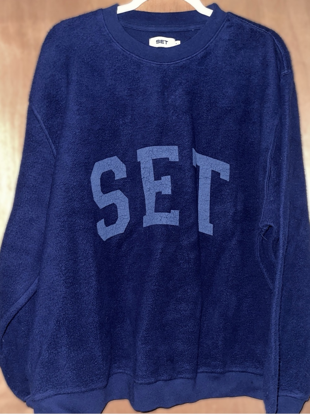 Set Active Midweight Reverse Set
Crewneck